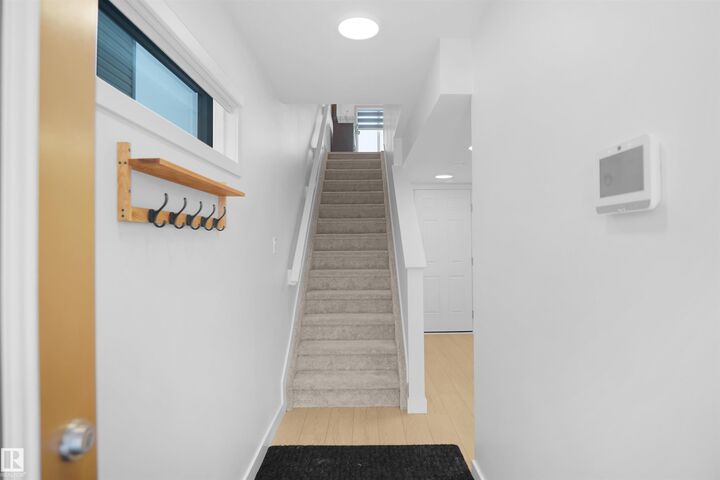 Property Photo:  5139 River'S Edge Way NW  AB T6M 3B6 