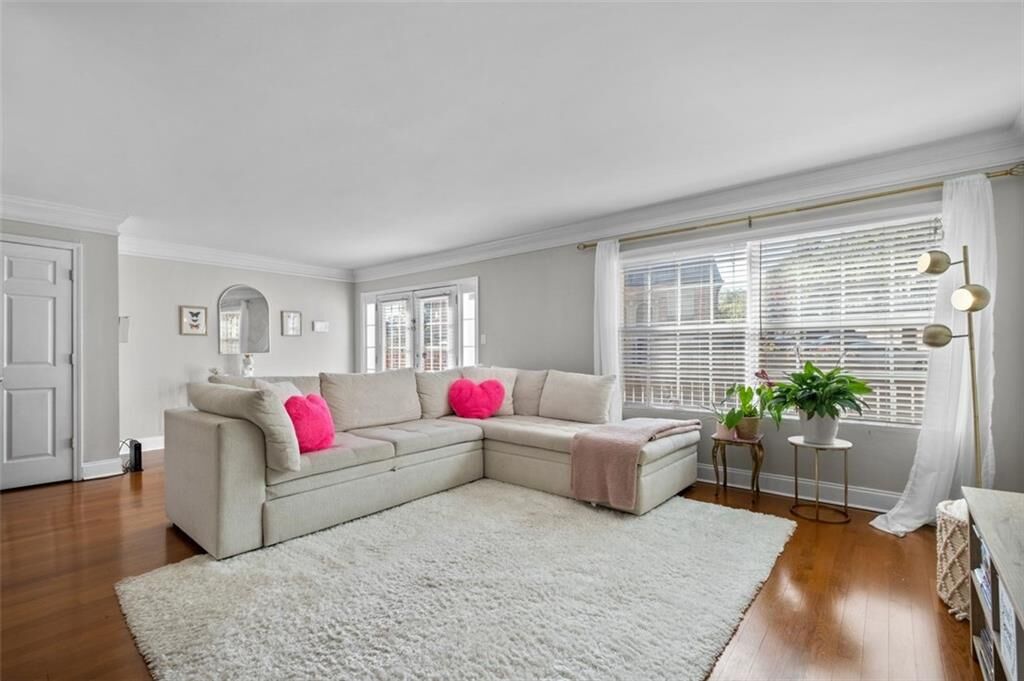 Property Photo:  6980 Roswell Road A8  GA 30328 