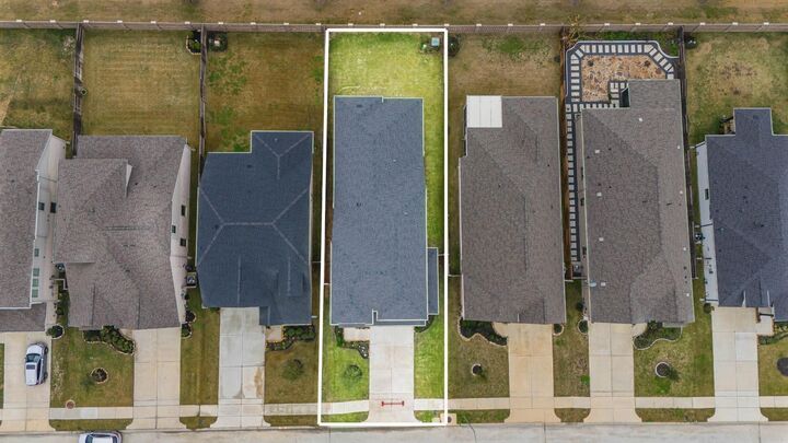 Property Photo: 18843 Brego Lane TX 77377