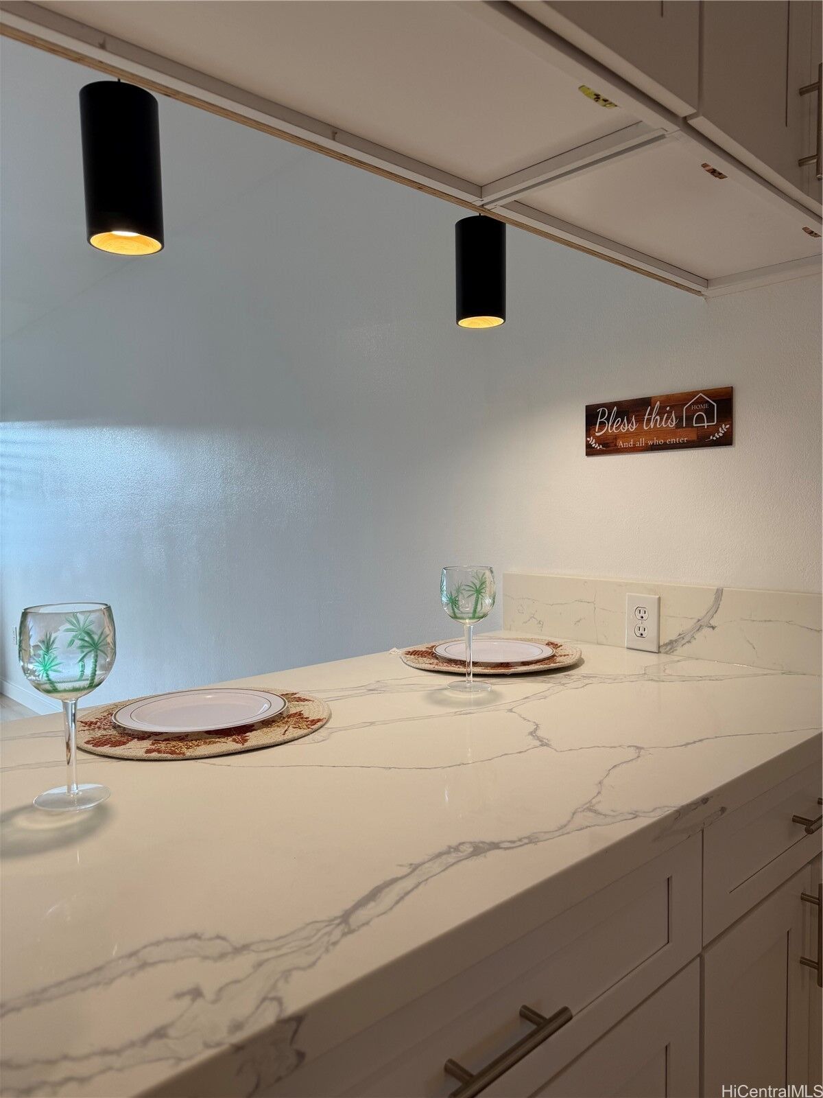 Property Photo:  98-660 Moanalua Loop 190  HI 96701 