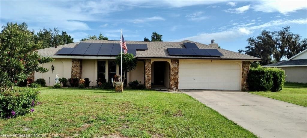 Property Photo:  4006 Duffer Road  FL 33872 