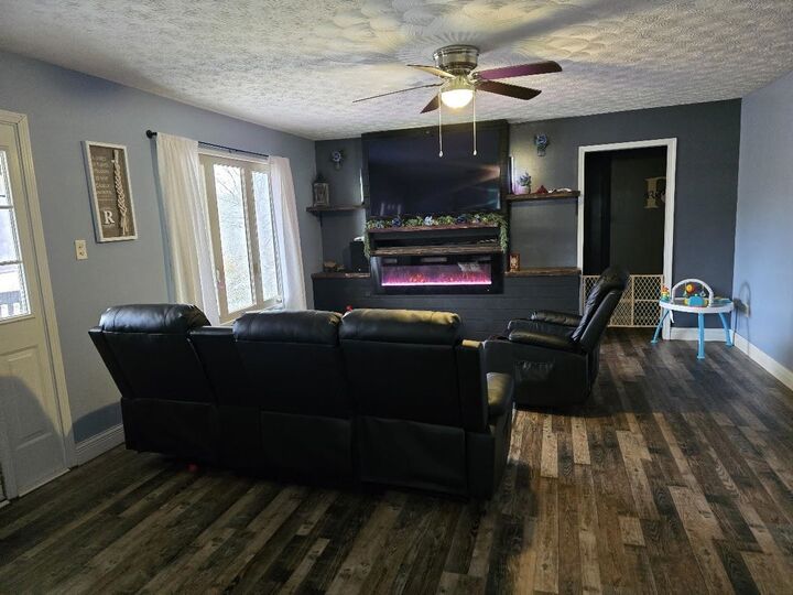 Property Photo:  17048 State Route 93  OH 45659 