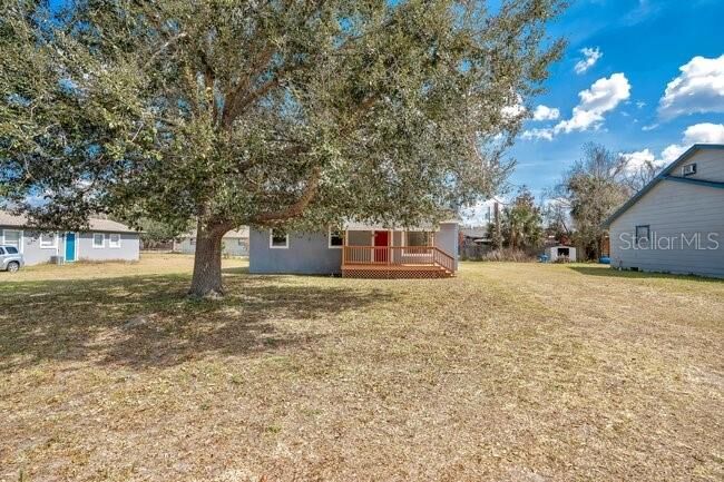Property Photo:  1809 Pear Avenue  FL 32771 