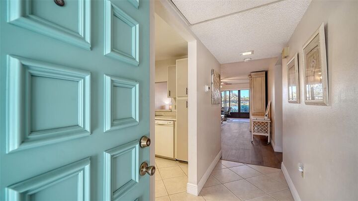 Property Photo: 214 Lakewood Drive 214 FL 34210