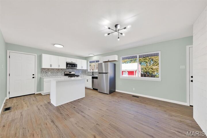 Property Photo: 1585 Pepperhill Drive MO 63033