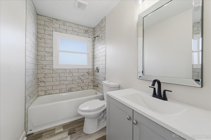 Property Photo:  1401 Seminole Drive  IL 61350 