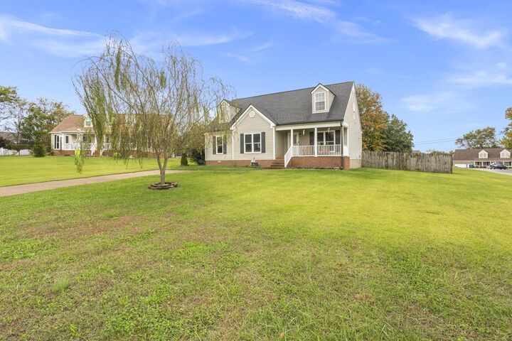 Property Photo:  2845 Jessie Ct  TN 37179 