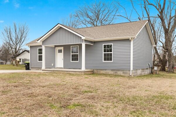 Property Photo:  205 Oklahoma Ave  KY 42262 