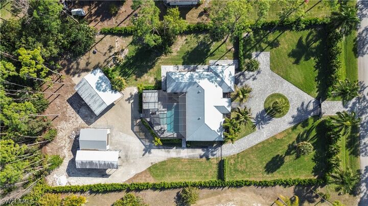 Property Photo: 25211 Pinson Drive FL 34135