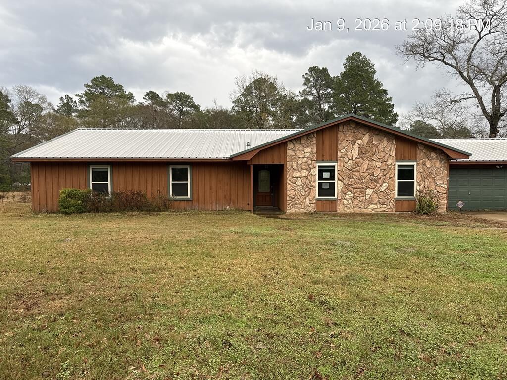 Property Photo:  1011 Ponderosa Drive  TX 75901 