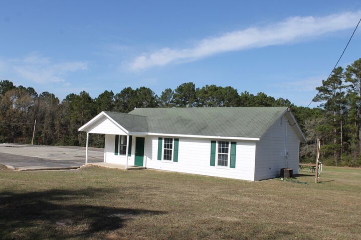 Property Photo:  217 Hazel  TX 75980 