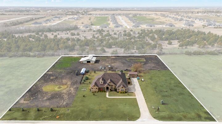 Property Photo:  729 Meadow Drive  TX 75032 