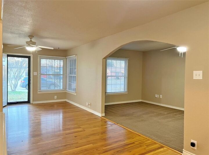 Property Photo: 106 Monticello Drive TX 75165