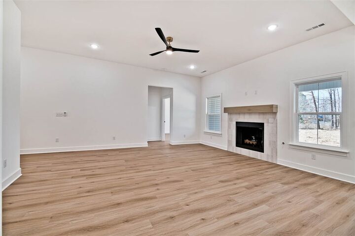 Property Photo: 22 Islay Circle AR 72715