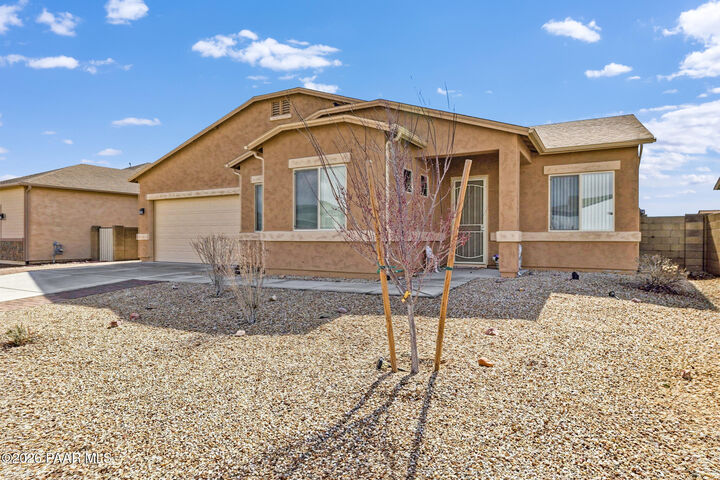 Property Photo:  6413 E Hope Well Street  AZ 86314 
