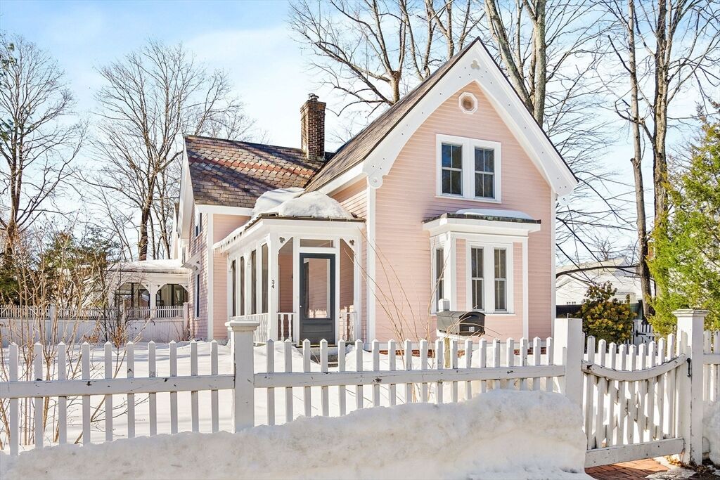 Property Photo:  32 Thoreau Street 32  MA 01742 