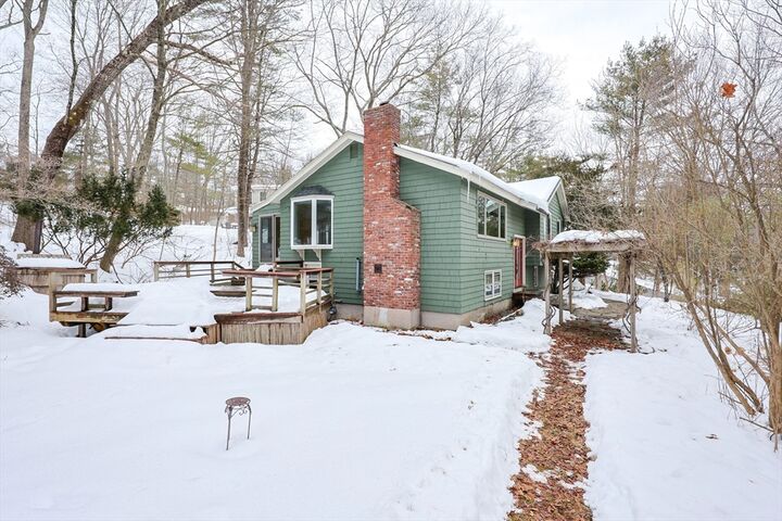 Property Photo:  7 Hillcrest Dr  MA 01720 