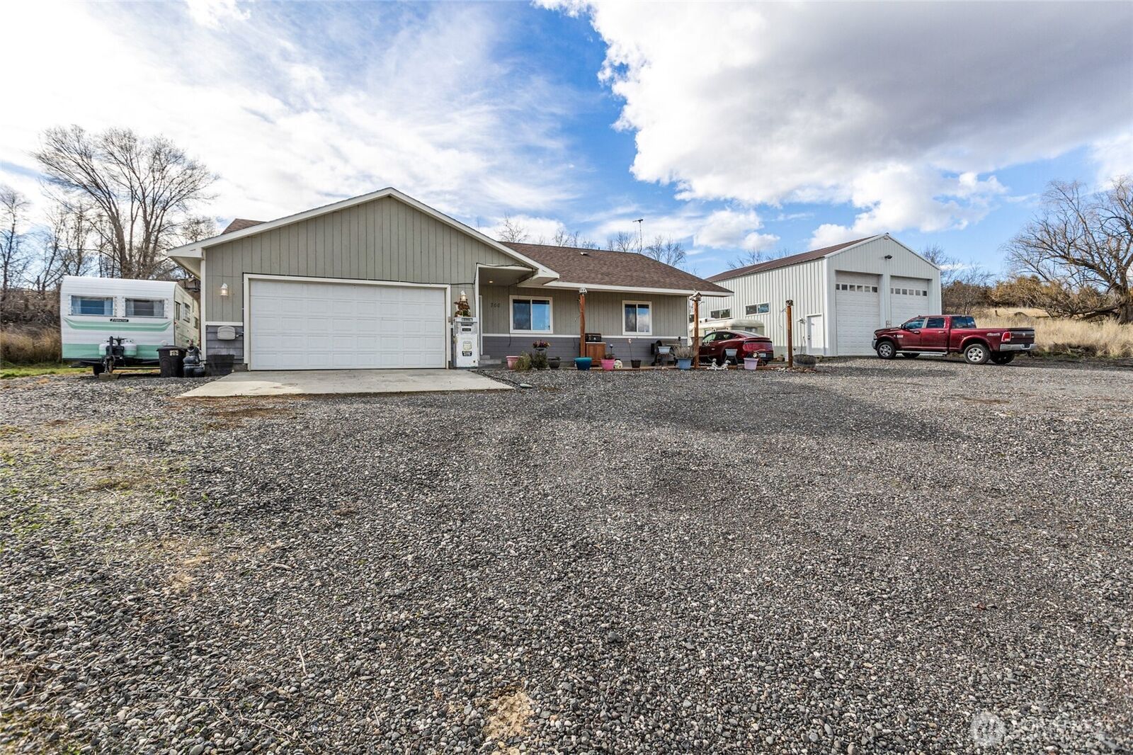 Property Photo: 766 S Canyon Court WA 99344