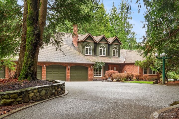 Property Photo:  22607  40th Drive NE  WA 98223 