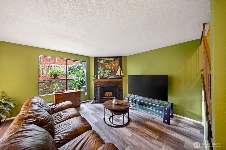 Property Photo:  111 NW Columbia Dr B6  WA 98277 