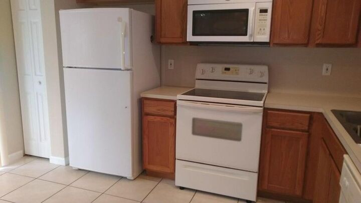 Property Photo: 8052 Big Pine Way FL 33407