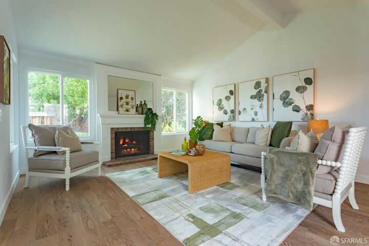 Property Photo: 267 Ennismore Court CA 94502