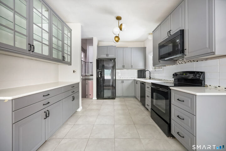 Property Photo:  110 Corbin Road  CT 06517 