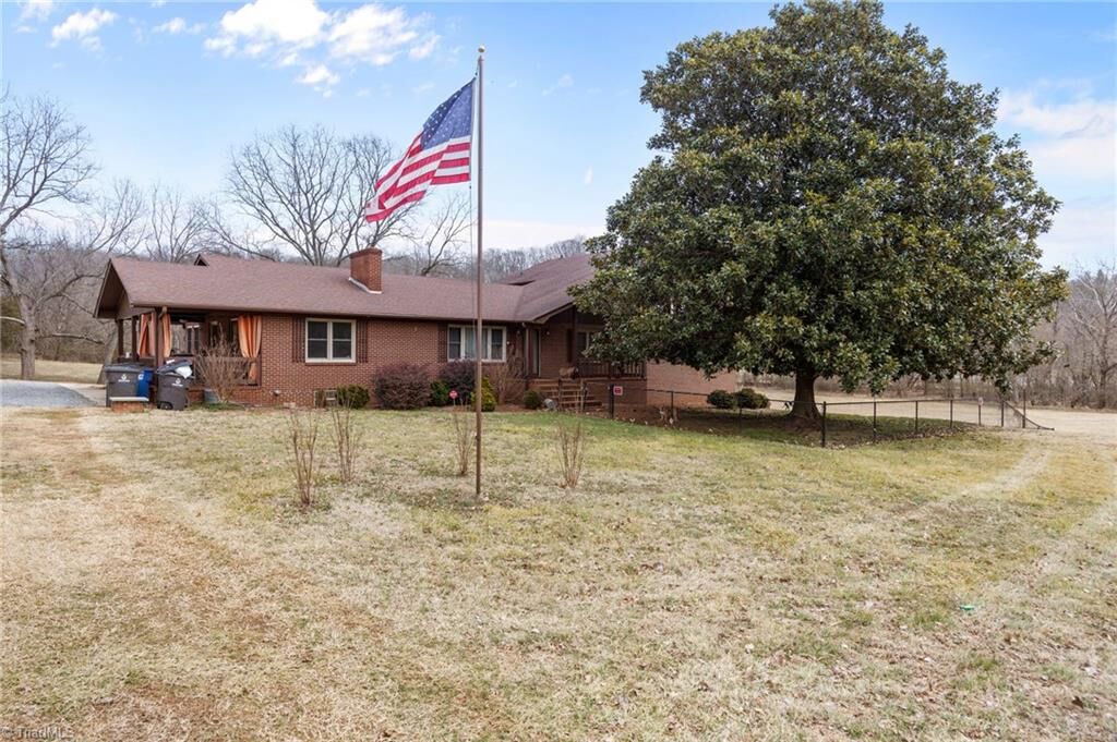 Property Photo: 5709 Old Rural Hall Road NC 27105