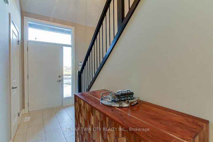 Property Photo: 2100 Evans Boulevard ON N6M 0J6