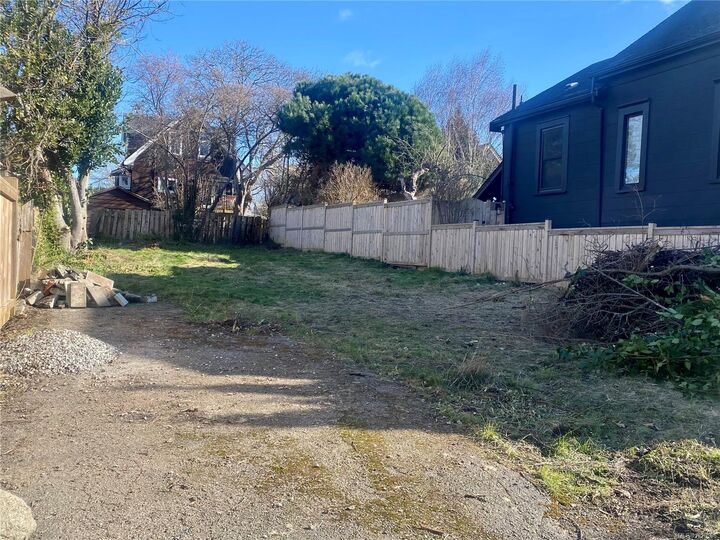 2017 Cameron St — photo 1