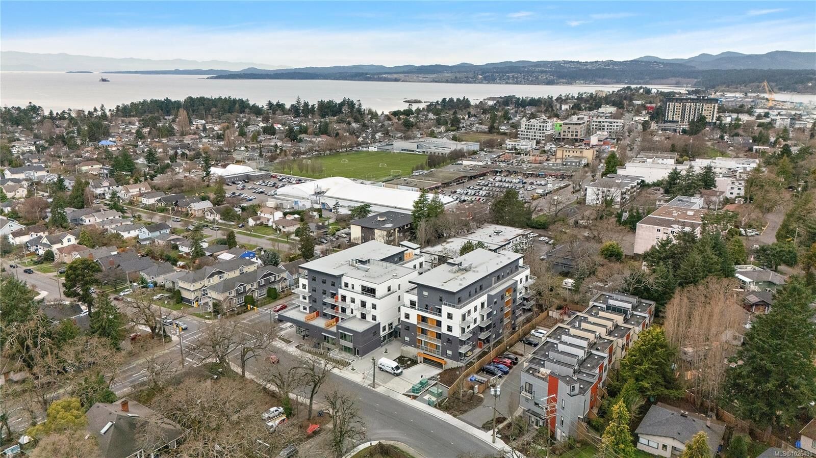 Photo de la propriété:  1102 Esquimalt Rd 202  BC V9A 0L3 