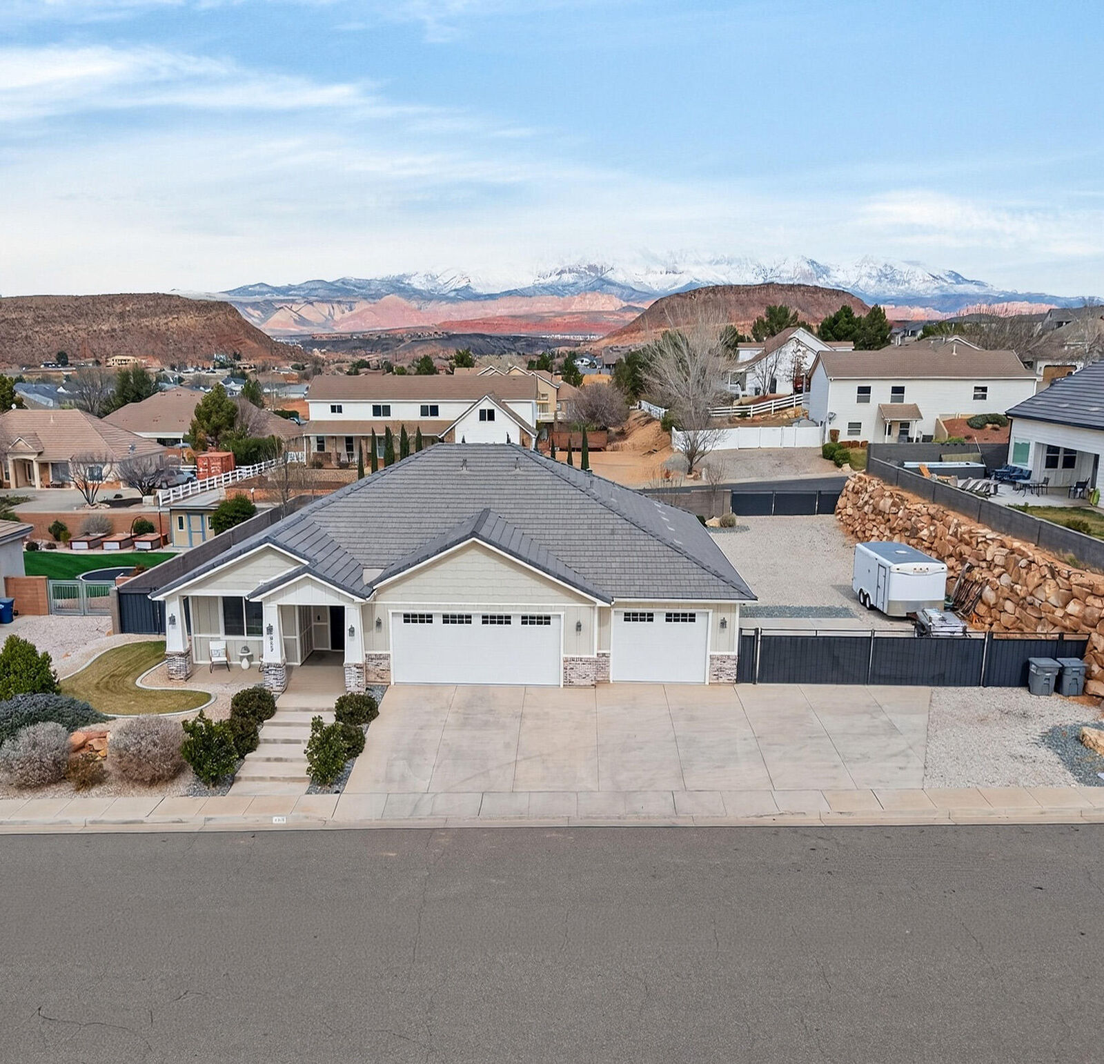 Property Photo:  959 E Bronco Dr  UT 84780 