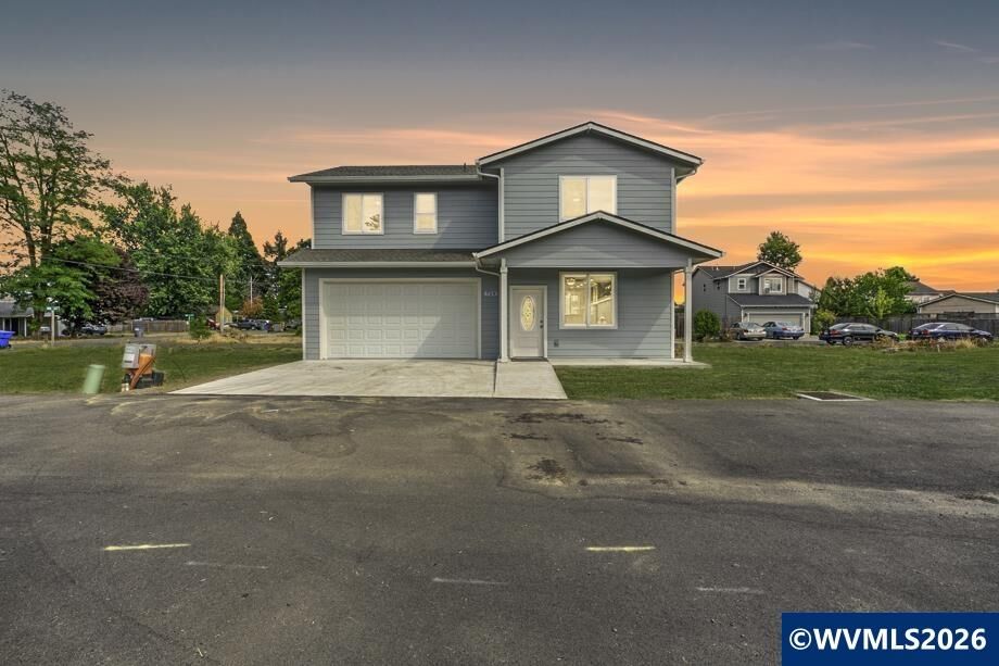 Property Photo:  728 Bonita Pl SE  OR 97317 