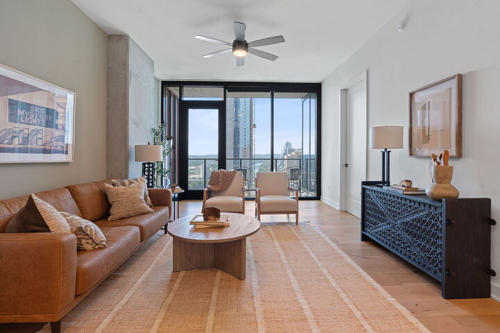 Property Photo: 84 East Avenue 1610 TX 78701
