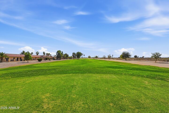 Property Photo:  2041 S Clubhouse Drive  AZ 85194 