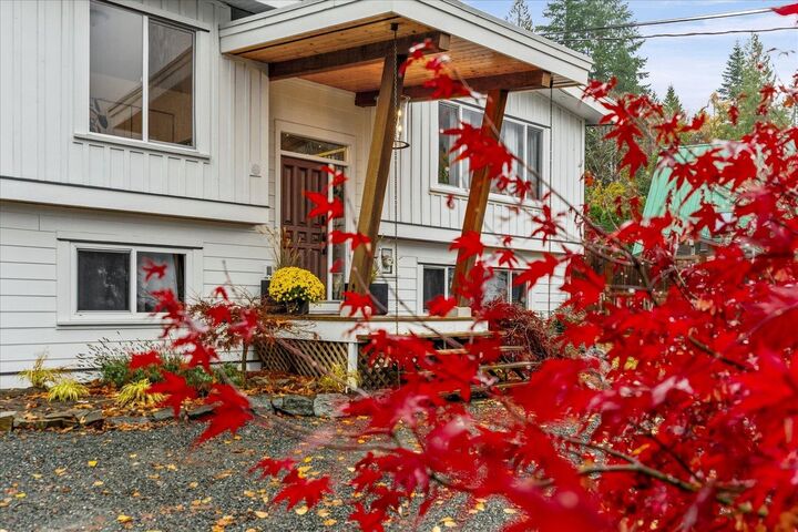 Property Photo:  47913 Hansom Road  BC V2R 4R9 