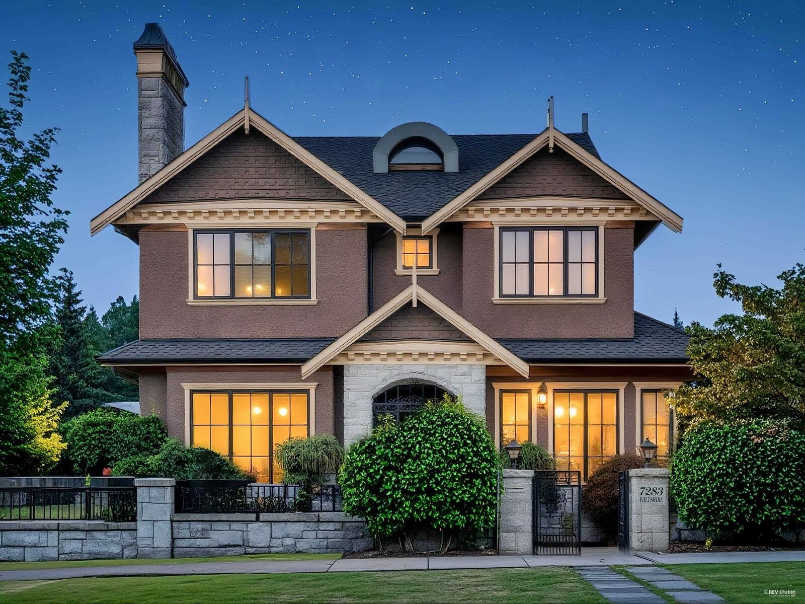 Property Photo: 7283 Wiltshire Street BC V6P 5H4