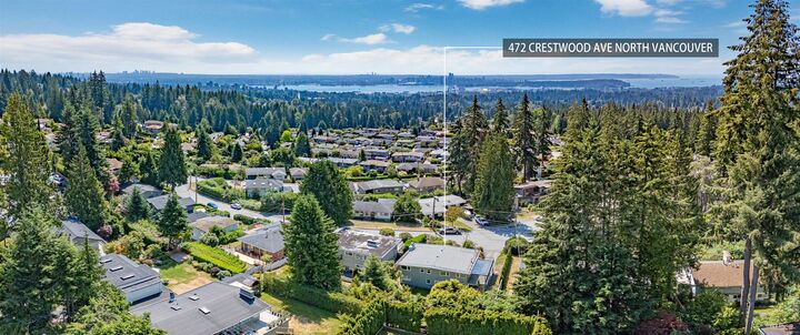 Property Photo: 472 Crestwood Avenue BC V7N 3C3
