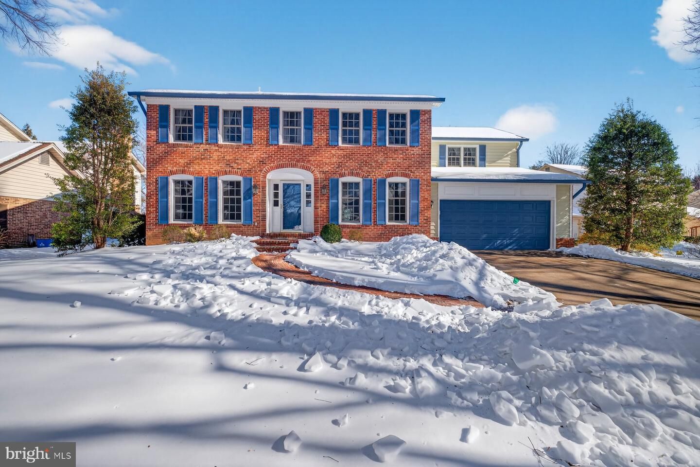 Property Photo:  14 Fairwood Court  MD 20850 