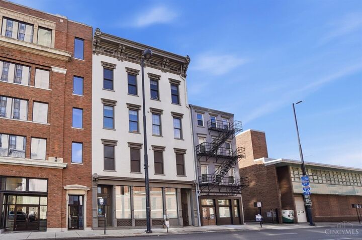 Property Photo:  813 Broadway Street  OH 45202 