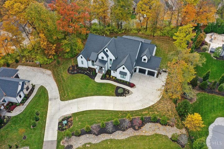 Property Photo:  5673 Melbury Court  OH 45040 