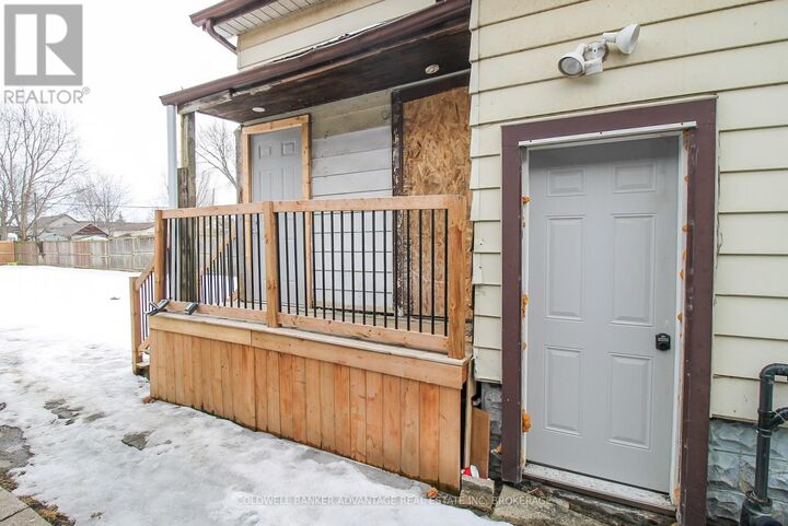 Property Photo:  181 Welland Street Upper  ON L3K 1V2 