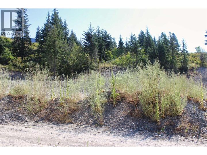 Property Photo: 3648 Braelyn Road 13 BC V0E 2X1