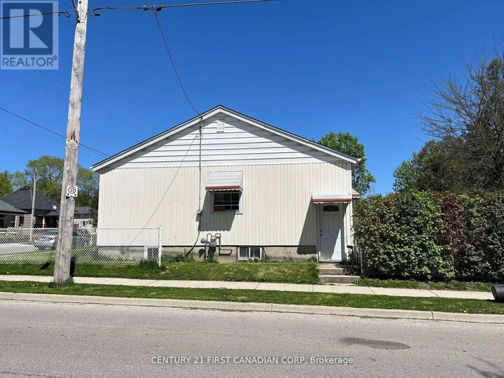 Property Photo:  57 Homan Street  ON N5Z 1A9 