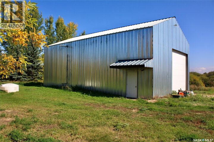 Property Photo:  Warkentin Acreage  SK S0K 0Y0 