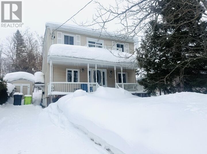 Photo de la propriété:  68 Elliott Rd  ON P6C 2Z4 