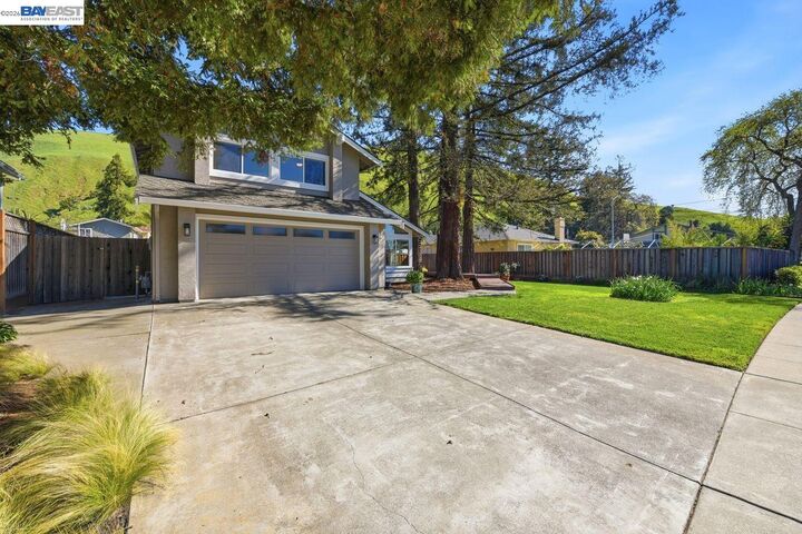 Property Photo: 38742 Chrisholm Pl CA 94536