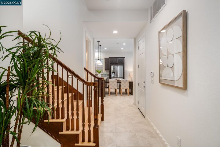 Property Photo: 5130 Rowan Dr CA 94582