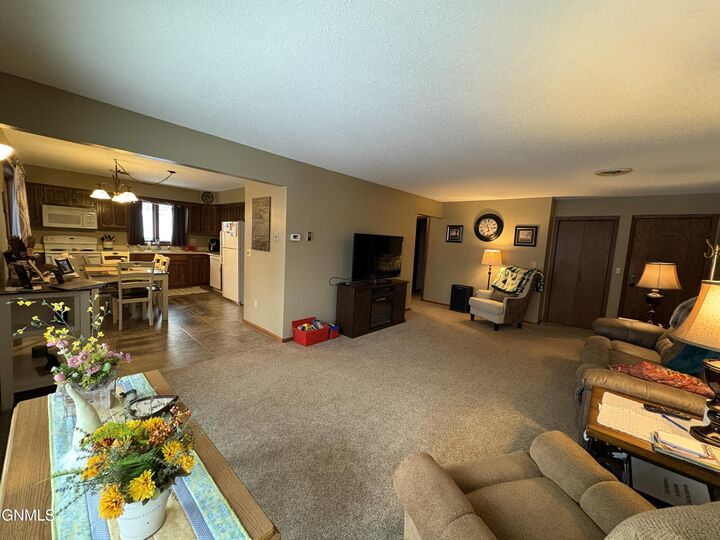 Property Photo:  21 6th Avenue NW C  ND 58458 