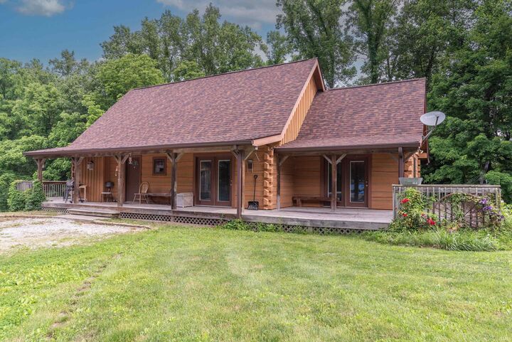 Property Photo:  1275 N Sewell Road  IN 47408 